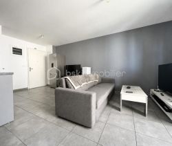 A louer APPARTEMENT T2 37 M2 TERRASSE BORD DE MER VALRAS PLAGE