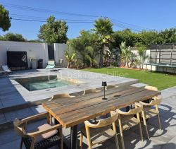 A louer MAISON  CONTEMPORAINE BORD DE MER SAUSSET LES PINS