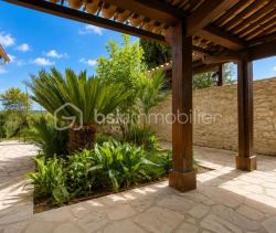 A louer MAISON  6 PIECES 253 M2  VENCE