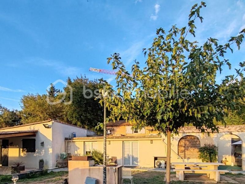 A louer APPARTEMENT NEUF  198 M2 TERRASSE BORD DE MER FREJUS