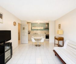 A louer APPARTEMENT T3 68 M2 TERRASSE  NIMES