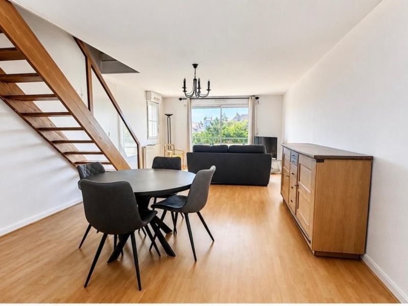 A louer APPARTEMENT DUPLEX T3 85 M2 BORD DE MER WIMEREUX
