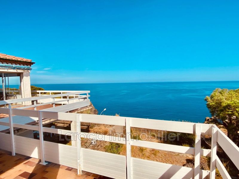 A vendre MAISON  4 PIECES 140 M2 PIEDS DANS L'EAU CERBERE