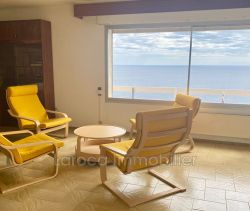 A vendre MAISON  4 PIECES 140 M2 PIEDS DANS L'EAU CERBERE