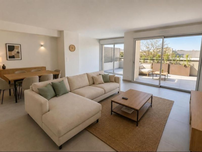 A louer APPARTEMENT T4 75 M2 TERRASSE BORD DE MER LA SEYNE SUR MER