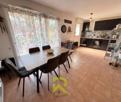 A louer APPARTEMENT T3 56 M2 TERRASSE BORD DE MER AGDE