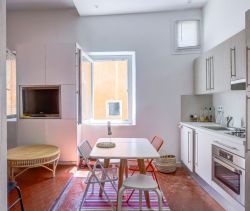 A louer APPARTEMENT T2 31 M2 BORD DE MER VILLEFRANCHE SUR MER