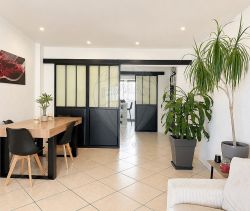 A louer APPARTEMENT NEUF T3 69 M2 TERRASSE BORD DE MER NICE