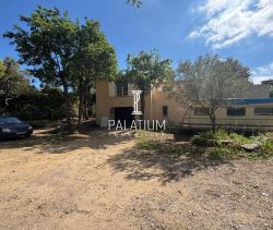 A louer MAISON  5 PIECES 116 M2 BORD DE MER SAINT TROPEZ