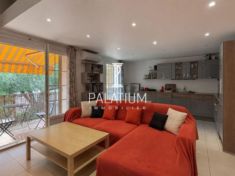 A louer APPARTEMENT T3 47 M2 BORD DE MER SAINT RAPHAEL
