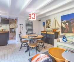 A vendre Charamants Pentys 47 m&sup2; renoves les pieds dans l'eau Loctudy