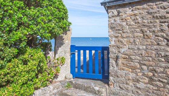 A vendre Charamants Pentys 47 m&sup2; renoves les pieds dans l'eau Loctudy