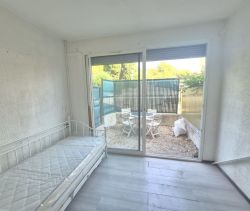 A louer APPARTEMENT NEUF T2 33 M2 BORD DE MER LA CIOTAT