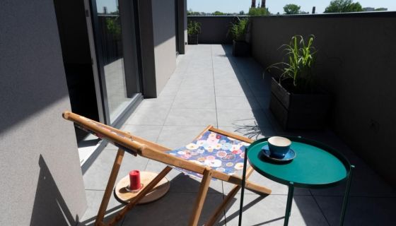 A louer APPARTEMENT DE PRESTIGE T4 82 M2 TERRASSE BORD DE MER SETE