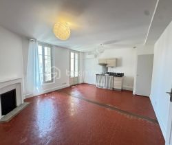 A louer STUDIO  28 M2 BORD DE MER NICE