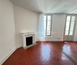 A louer STUDIO  28 M2 BORD DE MER NICE