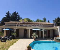 A louer MAISON  9 PIECES 290 M2  MARAUSSAN