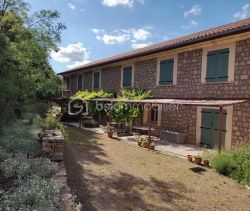A louer MAISON  DE MAîTRE  CLERMONT L HERAULT