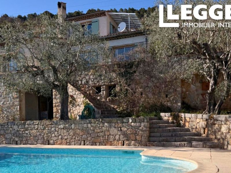 A louer MAISON  5 PIECES 221 M2 VUE MER SPERACEDES