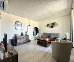 A louer APPARTEMENT T2 31 M2 TERRASSE PLAGE à PIED VALRAS PLAGE
