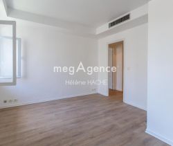 A louer APPARTEMENT T2 52 M2 BORD DE MER NICE