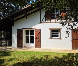 A vendre MAISON  5 PIECES 120 M2 BORD DE MER SEIGNOSSE lac, plages