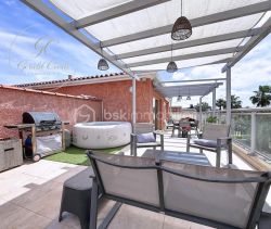 A louer APPARTEMENT DE PRESTIGE T3 73 M2 TERRASSE BORD DE MER MANDELIEU LA NAPOULE