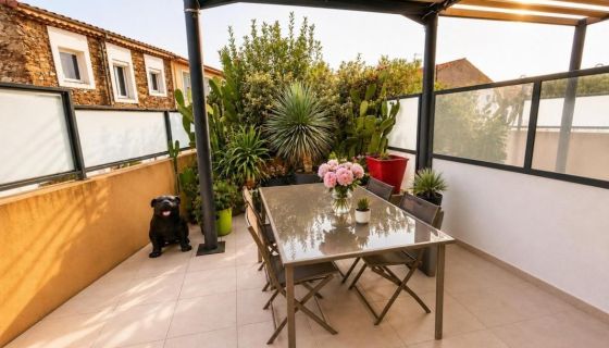 A louer APPARTEMENT T3 80 M2 TERRASSE BORD DE MER COGOLIN