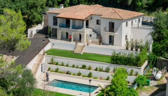 A vendre MAISON  10 PIECES 300 M2  ROQUEFORT LES PINS