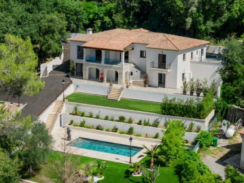 A vendre MAISON  10 PIECES 300 M2  ROQUEFORT LES PINS