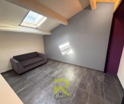 A louer APPARTEMENT DUPLEX T3 48 M2 PIEDS DANS L'EAU AGDE