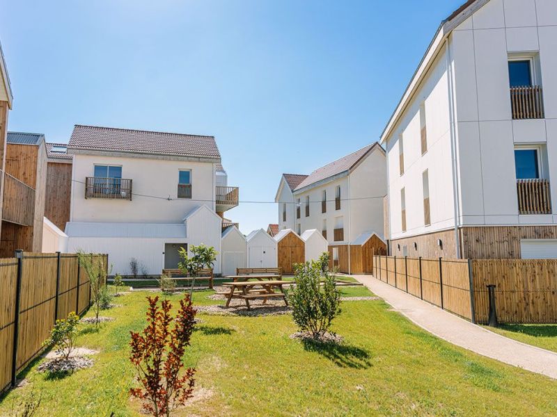 A louer APPARTEMENT T3 79 M2 BORD DE MER LES SABLES D OLONNE