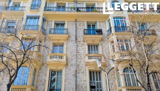 A louer APPARTEMENT DE PRESTIGE T4 96 M2 BORD DE MER NICE