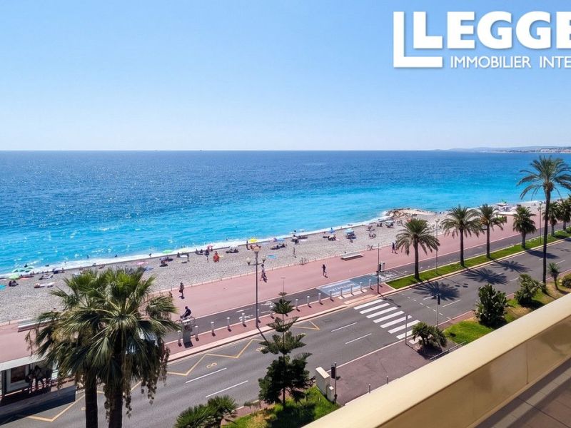 A louer APPARTEMENT DE PRESTIGE T5 158 M2 PIEDS DANS L'EAU NICE