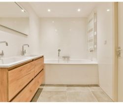 A louer APPARTEMENT NEUF T3 60 M2 BORD DE MER SANARY SUR MER