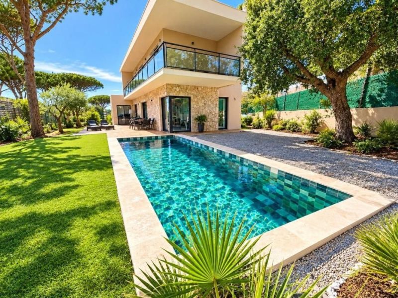 A louer MAISON  CONTEMPORAINE BORD DE MER SAINT RAPHAEL