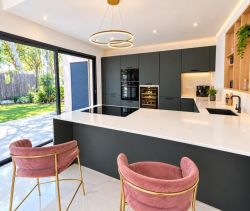 A louer MAISON  CONTEMPORAINE BORD DE MER SAINT RAPHAEL