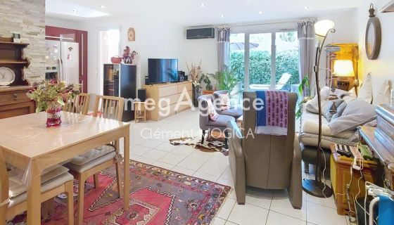 A louer APPARTEMENT T3 71 M2 BORD DE MER SAINTE MAXIME