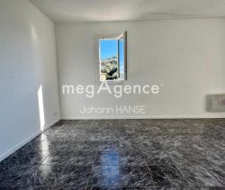 A louer APPARTEMENT T2 46 M2 VUE MER LA CROIX VALMER