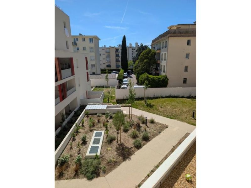 A louer STUDIO NEUF  35 M2 TERRASSE  MONTPELLIER