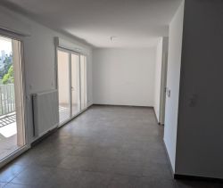 A louer STUDIO NEUF  35 M2 TERRASSE  MONTPELLIER