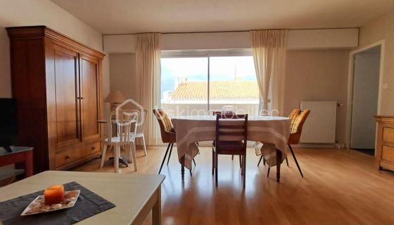 A louer APPARTEMENT T3 86 M2 BORD DE MER LES SABLES D OLONNE