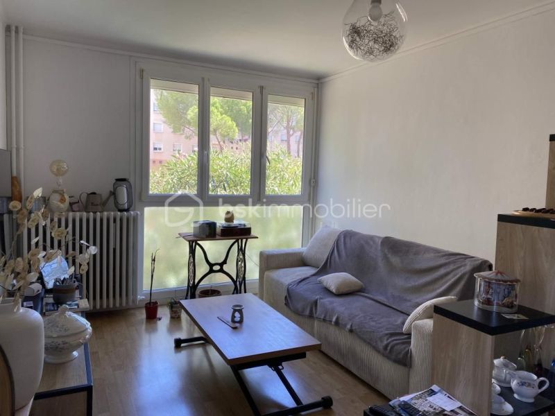 A louer APPARTEMENT T3 52 M2 BORD DE MER SETE