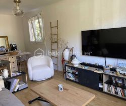 A louer APPARTEMENT T3 52 M2 BORD DE MER SETE
