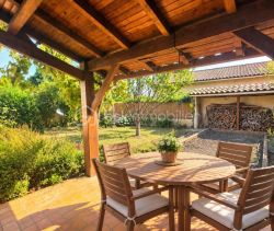 A louer MAISON  4 PIECES 81 M2 BORD DE MER MEZE