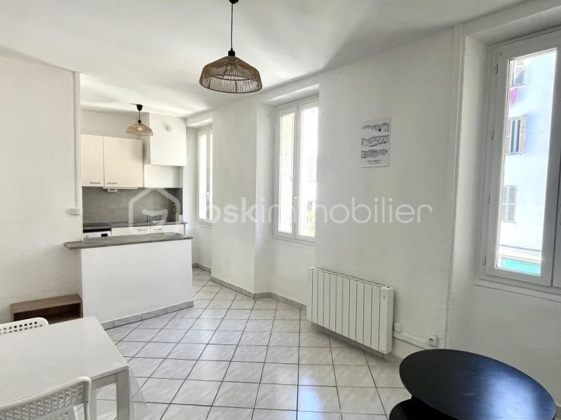 A louer APPARTEMENT DUPLEX T2 31 M2 BORD DE MER TOULON