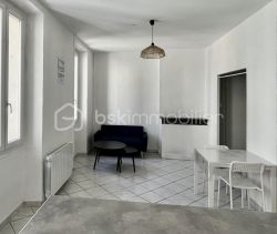 A louer APPARTEMENT DUPLEX T2 31 M2 BORD DE MER TOULON
