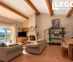 A vendre MAISON  6 PIECES 159 M2 BORD DE MER DURBAN CORBIERES