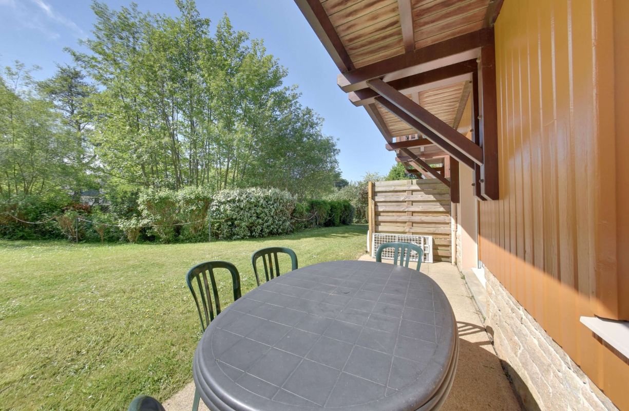 909afb4bd259277d50daa07b3083ebc8