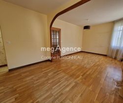 A louer APPARTEMENT T5 94 M2 BORD DE MER LES SABLES D OLONNE